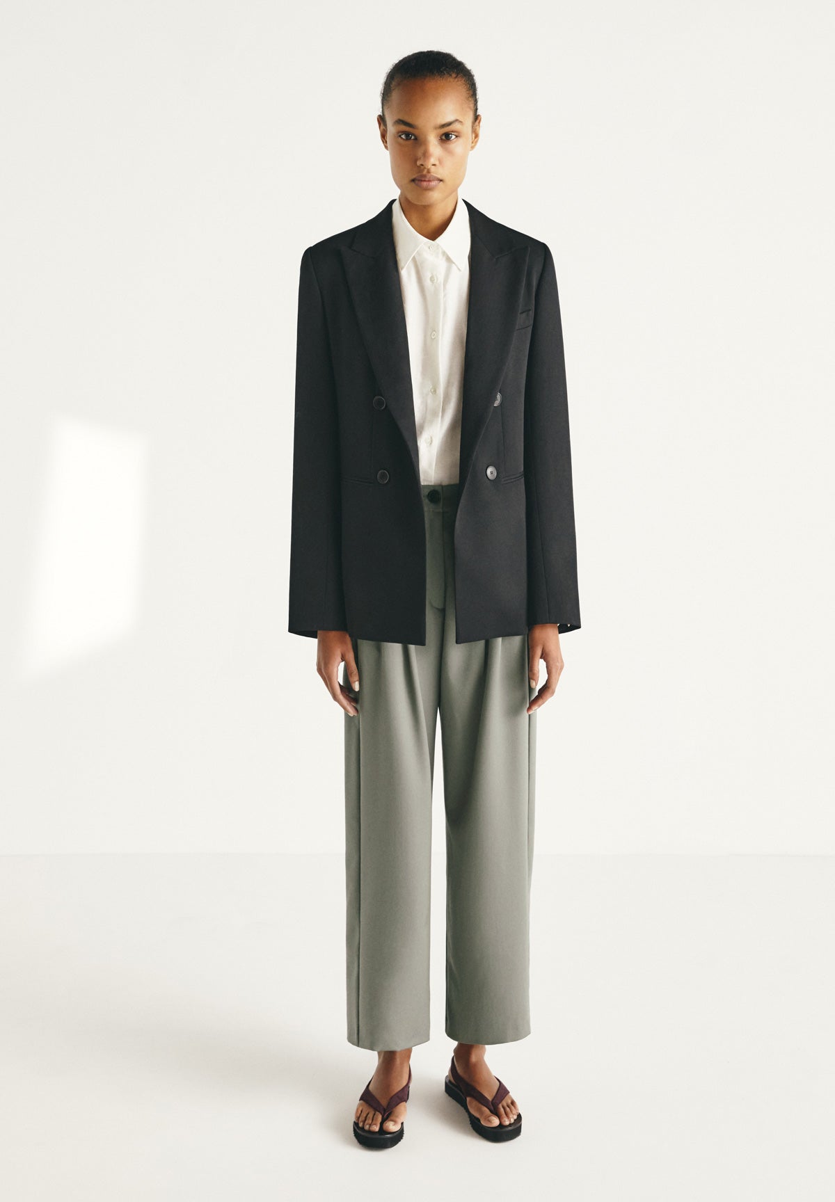 OUTWEAR W26 – MASSCOB