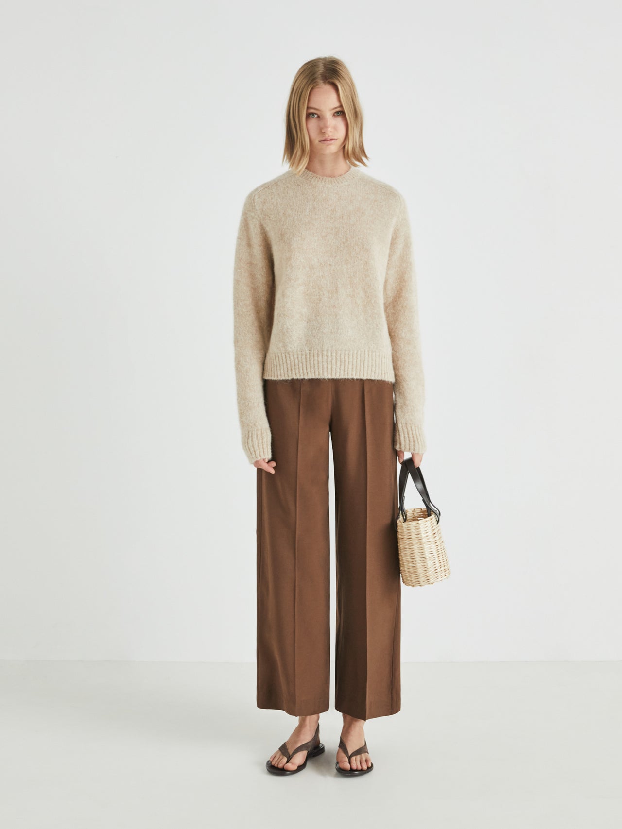 Ailama Sweater
