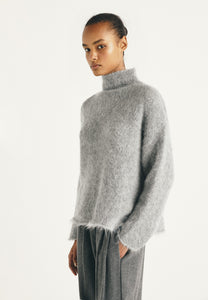 Hanya Sweater